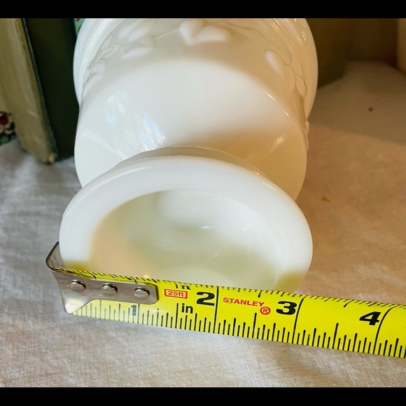 Vintage Milk Glass Pedestal Bowl with Heart Vine Pattern - Picture 4 of 7